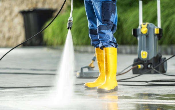 Best Concrete Pressure Washing  in Mayfair, CA