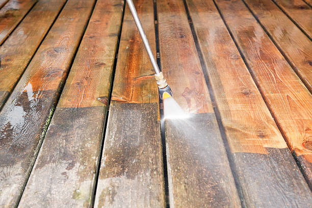 Best Pressure Washing Driveway  in Mayfair, CA