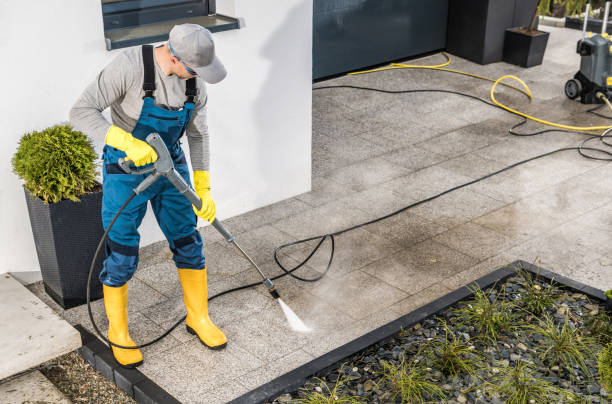 Best Concrete Pressure Washing  in Mayfair, CA